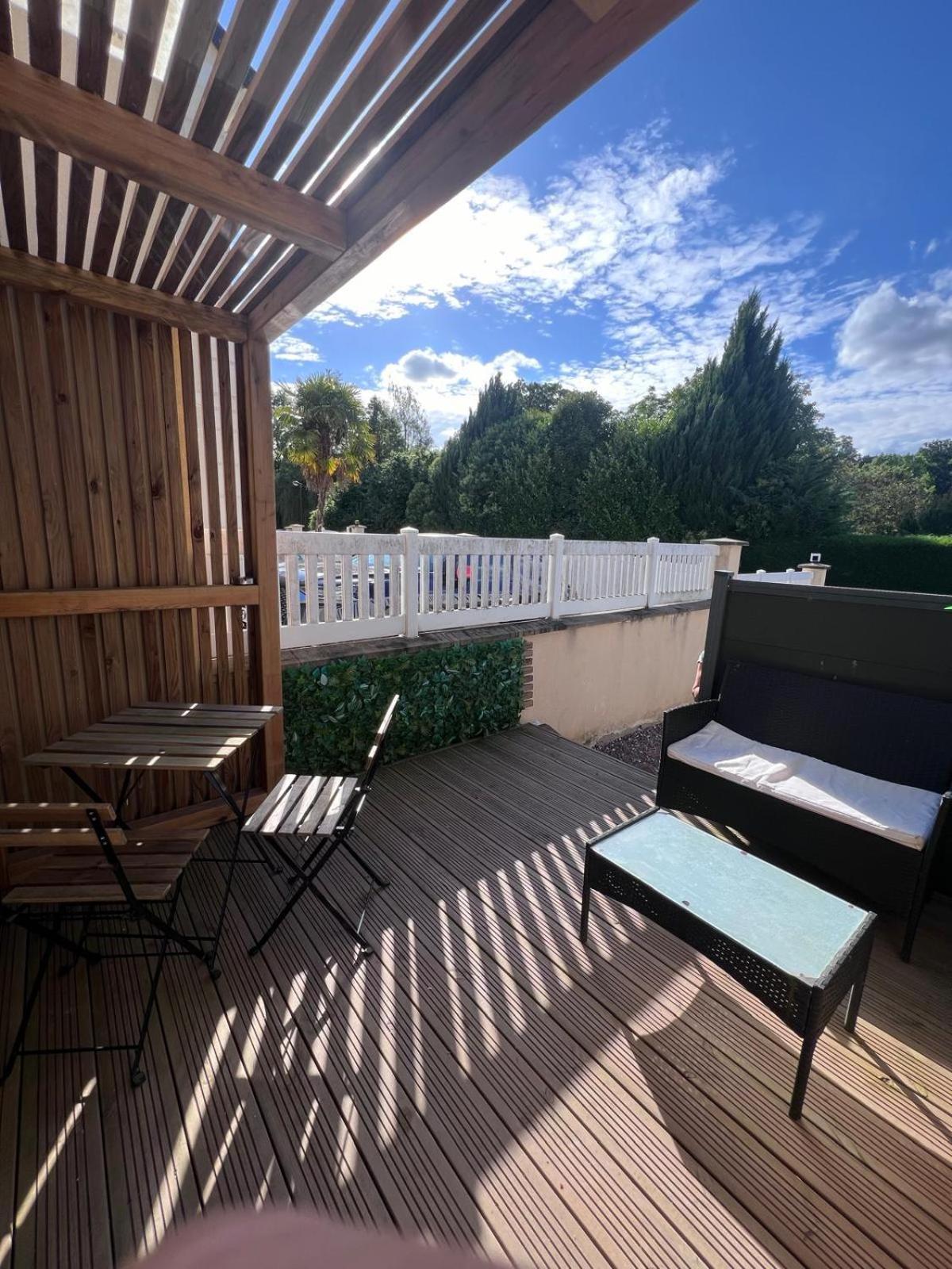 Tiny House Pour 4 A Disneyland Paris Coutevroult Exterior foto